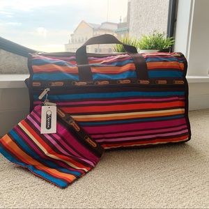 LeSportsac Large Weekender Rainbow Stripes [NWT]